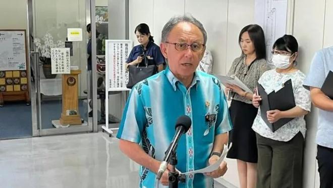 内线翻江倒海！浓眉首节9投6中独揽15分8板1帽